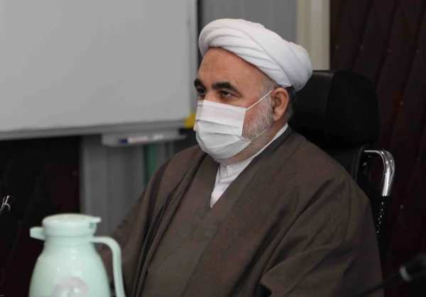 
بالاترین عبادت در پیشگاه الهی، خدمت به همنوع است
 2