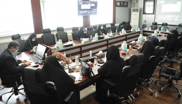 دانشگاه فرهنگیان گلوگاه خروج زنان و مادران آینده ساز کشور است / اهتمام مسئولان به تربیت اقتصادی و آموزش مهارت های هنری دانشجو معلمان دختر ضروری است. 2