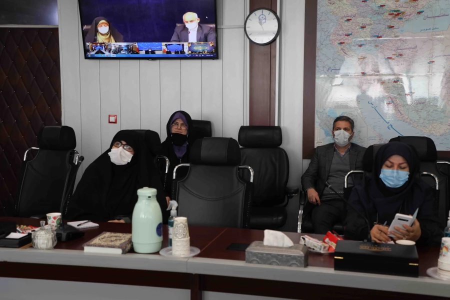 دانشگاه فرهنگیان گلوگاه خروج زنان و مادران آینده ساز کشور است / اهتمام مسئولان به تربیت اقتصادی و آموزش مهارت های هنری دانشجو معلمان دختر ضروری است. 9