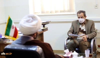 معاون پژوهشی و فناوری دانشگاه  در بازدید از مرکز تربیت مبلغ معلم دانشگاه فرهنگیان استان قم

استفاده از ظرفیت های حوزه راه گشا خواهد بود