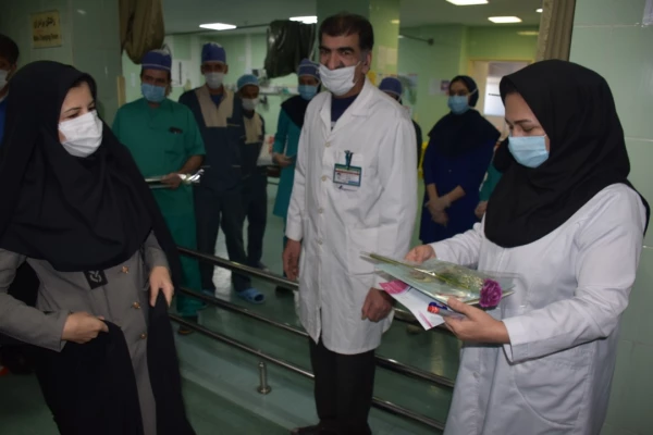 تقدیر رییس دانشگاه فرهنگیان استان چهارمحال و بختیای از پرستاران و کادر درمان 4
