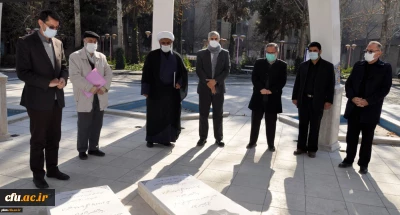 به مناسبت سالگرد شهادت سردار سلیمانی و ابو مهدی المهندس برگزار شد؛

آیین عطرافشانی، غبارروبی و ادای احترام به شهدای گمنام مدفون در پردیس شهید بهشتی مشهد