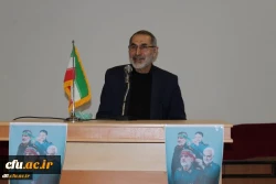 مراسم اولین سالگرد شهادت سید الشهدای مقاومت شهید حاج قاسم سلیمانی و همرزمانش در پردیس علامه طباطبایی دانشگاه فرهنگیان لرستان برگزار شد 5