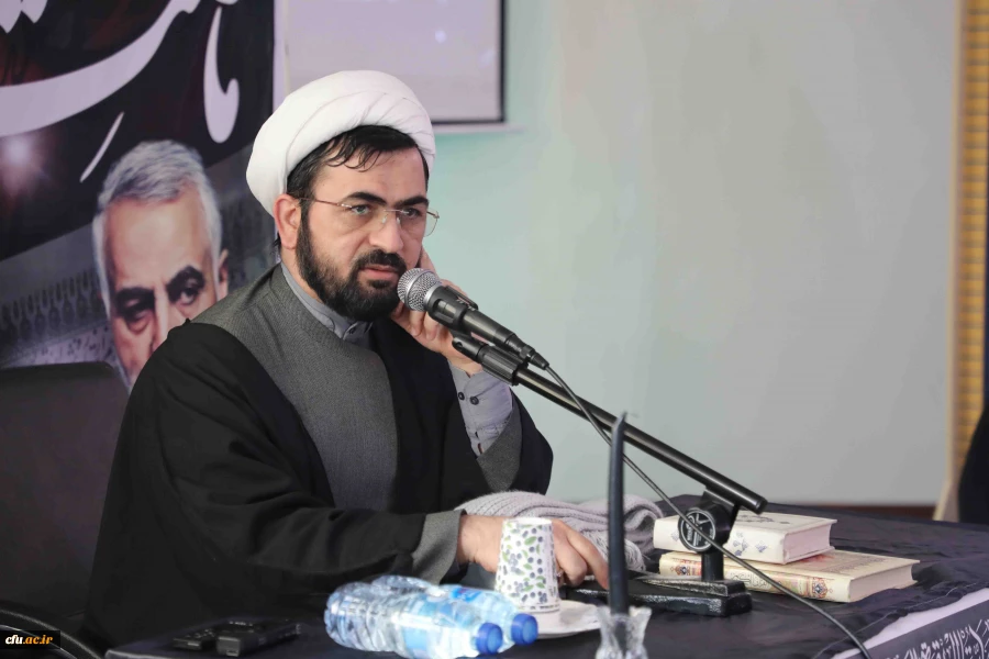 برگزاری مراسم بزرگداشت سالروز شهادت سردار شهید قاسم سلیمانی در نمازخانه سازمان مرکزی دانشگاه فرهنگیان 9