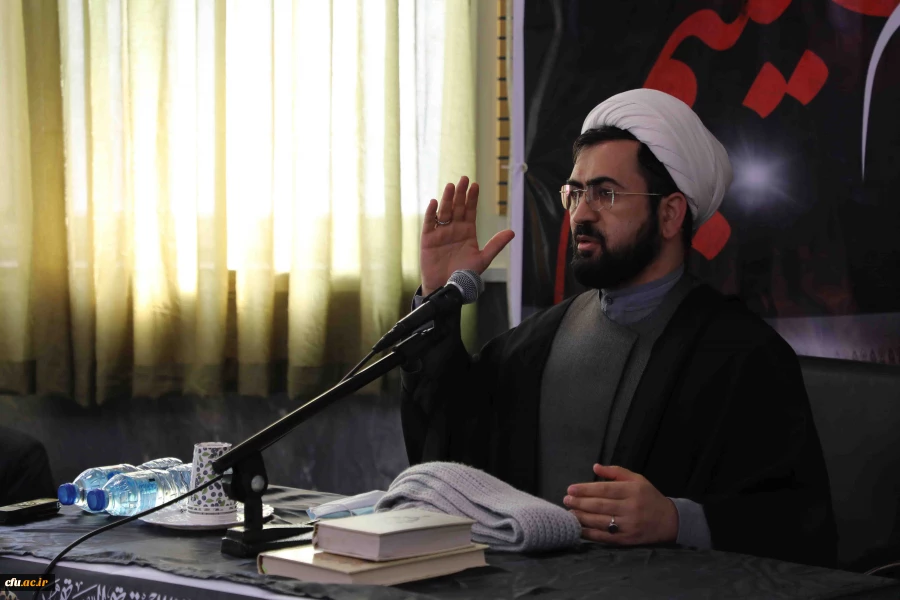 برگزاری مراسم بزرگداشت سالروز شهادت سردار شهید قاسم سلیمانی در نمازخانه سازمان مرکزی دانشگاه فرهنگیان 30