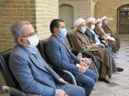 انعقاد تفاهم نامه همکاری حوزه علمیه و دانشگاه های استان قزوین 4