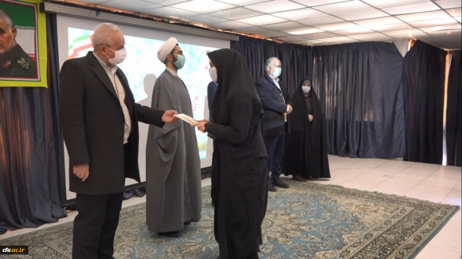 مراسم بزرگداشت سالگردشهادت سردار سلیمانی و تجلیل از عوامل اجرایی تشییع و تدفین شهدای گمنام دانشگاه فرهنگیان کردستان 10