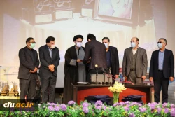 برگزیدگان جشنواره رسش قلم و سوگواره اربعین حسینی (ع) دانشگاه فرهنگیان معرفی شدند
 4