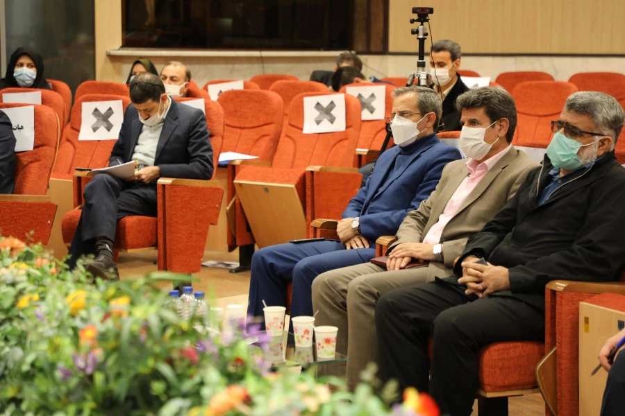 پژوهشگری با پرسشگری اتفاق می افتد 11