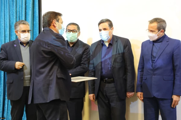 اعلام برگزیدگان کشوری پنجمین جشنواره علمی - پژوهشی دانشجو معلمان (پویش) و برگزیدگان بیست و یکمین نمایشگاه ملی دستاوردهای پژوهشی، فنآوری و فن بازار
 11