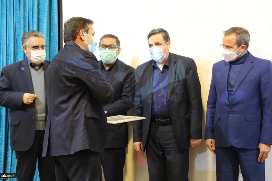 اعلام برگزیدگان کشوری پنجمین جشنواره علمی - پژوهشی دانشجو معلمان (پویش) و برگزیدگان بیست و یکمین نمایشگاه ملی دستاوردهای پژوهشی، فنآوری و فن بازار
 11