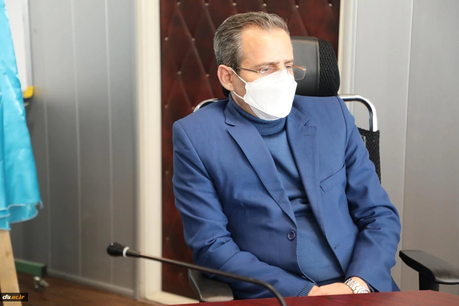 رونمایی از پوستر همایش گام دوم انقلاب 12