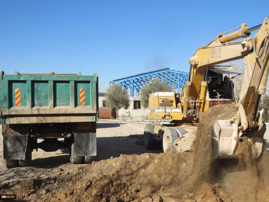 آغاز پروژه خیری ساخت سرای دانشجویی پردیس حضرت فاطمه الزهرا(س) دانشگاه فرهنگیان یزد
 3