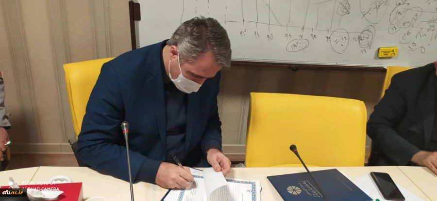 دکتر خنیفر در جلسه با مدیر و روسای پردیس ها و کارکنان دانشگاه فرهنگیان آذربایجان شرقی 13