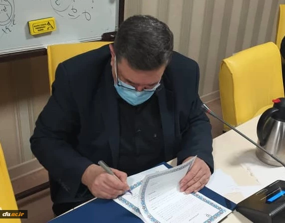 
تفاهم نامه ایجاد مرکز نوآوری و فناوری های تخصصی فرهنگی استان آذربایجان شرقی
 3