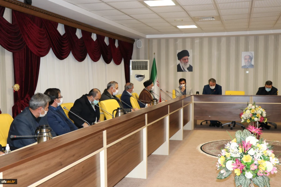 نشست صمیمی هیئت رئیسه دانشگاه فرهنگیان استان آذربایجان شرقی با دکتر خنیفر 8