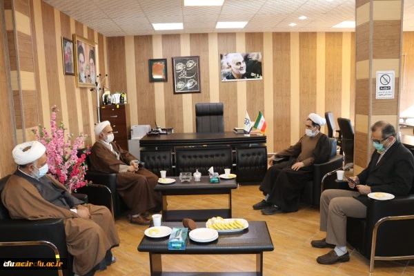 دیدار رئیس دانشگاه فرهنگیان استان با مدیر حوزه های علمیه کرمان 3