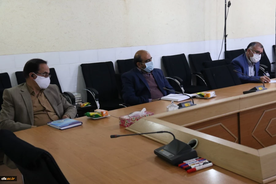 پنجمین نشست شورای مدیریت، نظارت و ارزیابی و توسعه منابع دانشگاه فرهنگیان یزد
 4