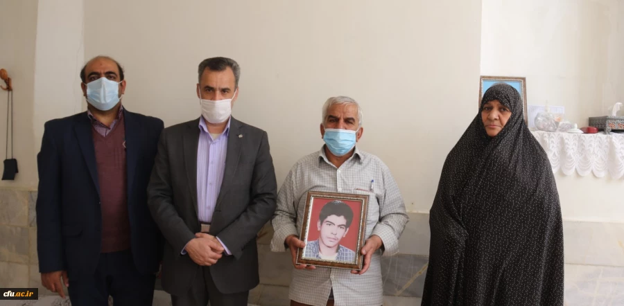 دیدار و تجلیل از خانواده های شهدای هشت سال دفاع مقدس
 2