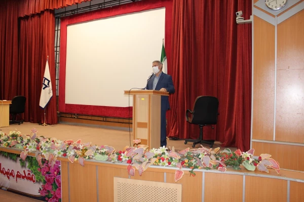 آیین استقبال ازنو دانشجو معلمان دانشگاه فرهنگیان لرستان برگزار شد 5