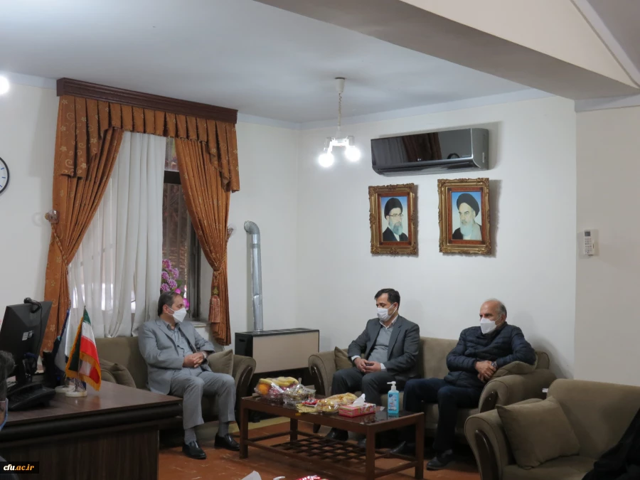 تحصیل معلمان سایر استان ها درتربیت معلم گیلان از سوابق و پیشینه تاریخی دانشگاه  فرهنگیان گیلان محسوب می شود. 2