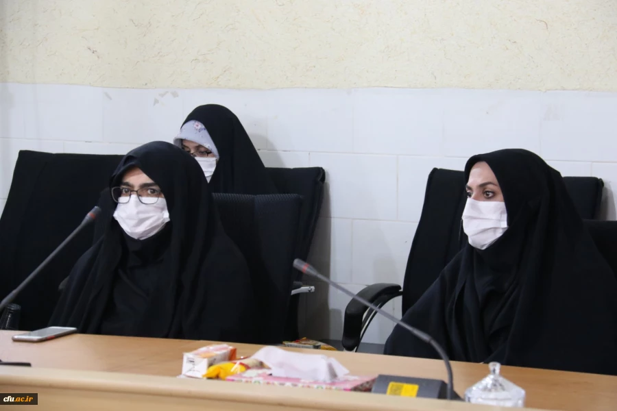 آیین استقبال از دانشجومعلمان جدید الورود
 5