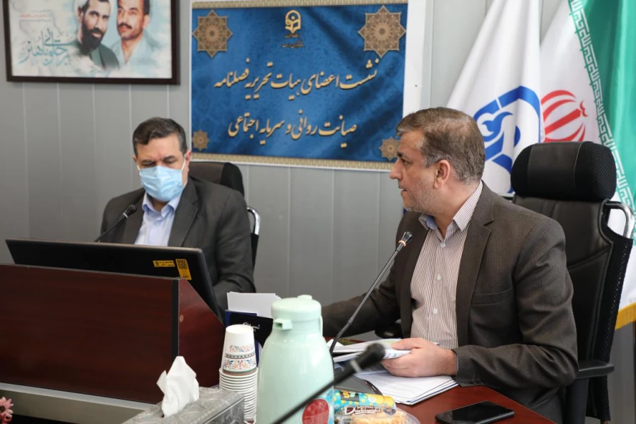 نشست هم اندیشی اعضای هیات تحریریه فصلنامه علمی، آموزشی
 3