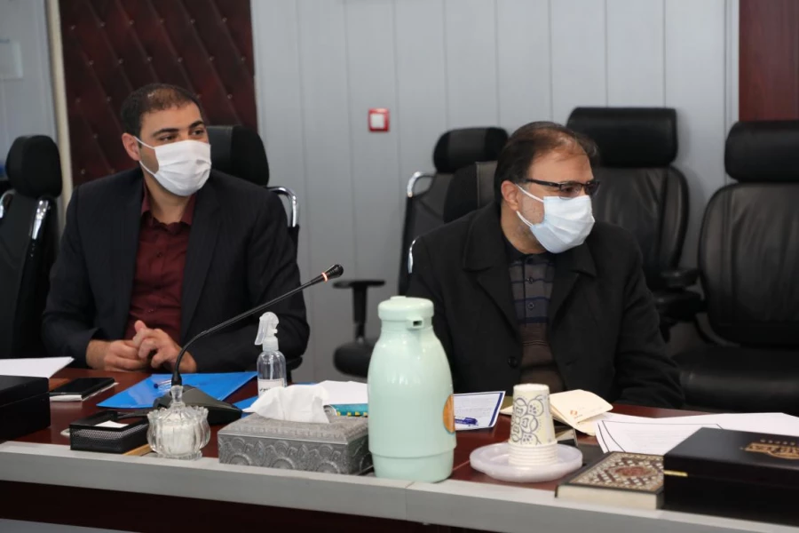 نشست هم اندیشی اعضای هیات تحریریه فصلنامه علمی، آموزشی
 10