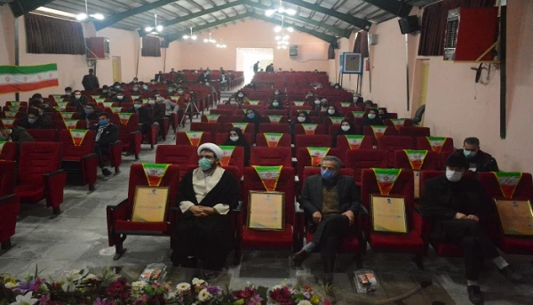 آئین استقبال از دانشجویان جدیدالورود دانشگاه فرهنگیان استان آذربایجان غربی و گرامیداشت ایام الله دهه فجر با حضور جمعی از دانشجومعلمان ورودی ۹۹  4