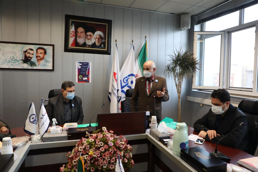 جلسه انجمن مدیریت آموزش 3