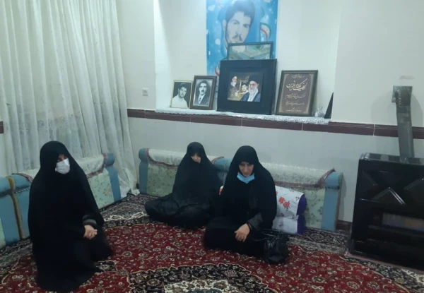 دیدار با خانواده معظم شهدا گامی در جهت ترویج فرهنگ ایثار و شهادت و افتخاری بزرگ و از وظایف تک تک مسئولان است. 4