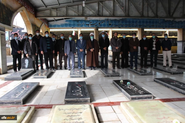 ملت ایران به این شهادتها افتخار می کند و می داند دین، عزت و امنیت امروز ثمره خونهای پاک شهدا است. 2