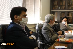 جلسه مشترک هم اندیشی مسئولین دفترنمایندگی مقام معظم رهبری و مدیران حوزه فرهنگی واجتماعی دانشگاه برگزار شد 5