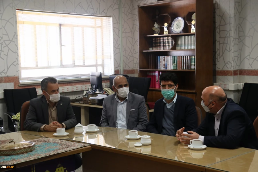 بازدید نماینده وزارت آموزش و پرورش از فرآیند مصاحبه پذیرفته شدگان آزمون استخدامی سال 1399 در پردیس های دانشگاه فرهنگیان یزد
 4