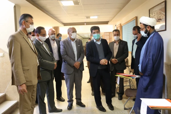 بازدید نماینده وزارت آموزش و پرورش از فرآیند مصاحبه پذیرفته شدگان آزمون استخدامی سال 1399 در پردیس های دانشگاه فرهنگیان یزد
 5