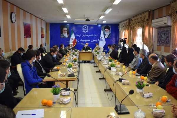 برگزاری نشست جبهه مقاومت وتبیین مکتب شهید سلیمانی دردانشگاه فرهنگیان کرمانشاه با حضور سردار عظیمی 5