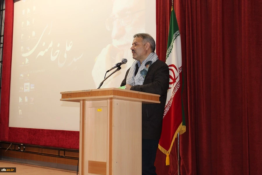 یادواره شهید گمنام دانشگاه فرهنگیان لرستان در سومین سال تدفین این شهید در پردیس علامه طباطبایی برگزار شد. 4