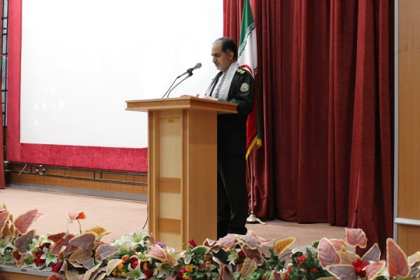 یادواره شهید گمنام دانشگاه فرهنگیان لرستان در سومین سال تدفین این شهید در پردیس علامه طباطبایی برگزار شد. 6