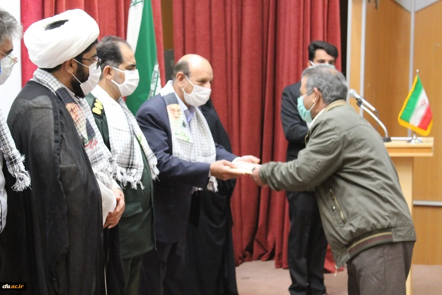 یادواره شهید گمنام دانشگاه فرهنگیان لرستان در سومین سال تدفین این شهید در پردیس علامه طباطبایی برگزار شد. 8