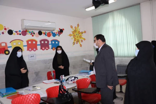 بازدید حسن محمدپور سرپرست مدیریت امور پردیس های استانی از مراحل مصاحبه و گزینش مهارت آموزان ماده28 استان قم 5
