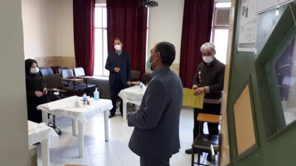 بازدید دکتر محمدی مدیر امورپردیس های استان کرمانشاه از روند مصاحبه پذیرفته شدگان آزمون استخدام پیمانی  2