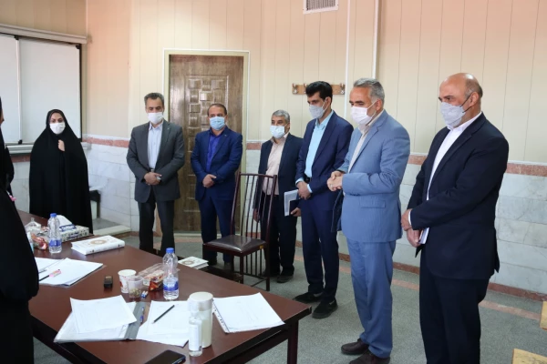 بازدید مدیر کل آموزش و پرورش استان یزد از روند مصاحبه پذیرفته شدگان آزمون استخدامی سال 99
 6