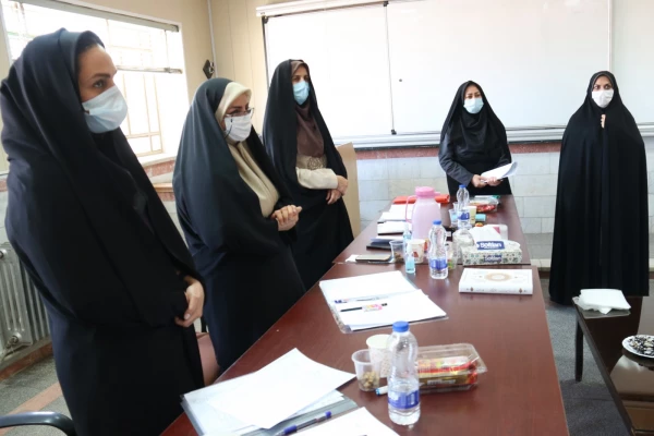 بازدید مدیر کل آموزش و پرورش استان یزد از روند مصاحبه پذیرفته شدگان آزمون استخدامی سال 99
 7