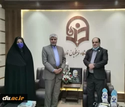 در تصمیم گیری های خرد و کلان کشور باید با نگاه ویژه به معلمان و مدیران آموزشی توجه کرد زیرا شالوده و بنیان آموزش و تربیت معلم در دانشگاه فرهنگیان پایه گزاری میشود باید مشکلات و مسائل فرهنگیان در راس امور قرار گیرد 4