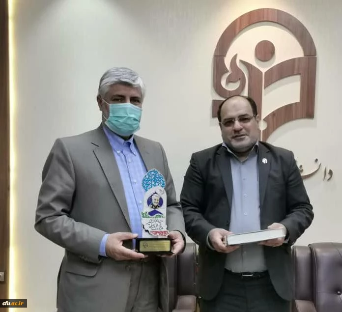 در تصمیم گیری های خرد و کلان کشور باید با نگاه ویژه به معلمان و مدیران آموزشی توجه کرد زیرا شالوده و بنیان آموزش و تربیت معلم در دانشگاه فرهنگیان پایه گزاری میشود باید مشکلات و مسائل فرهنگیان در راس امور قرار گیرد 5