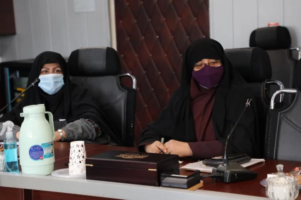 نشست  همکاران حراست با موضوع مسائل روز و سیاست های خارجی با حضور تحلیل گر سیاسی در حوزه خاورمیانه به شیوه مجازی کشوری برگزار شد.

 6