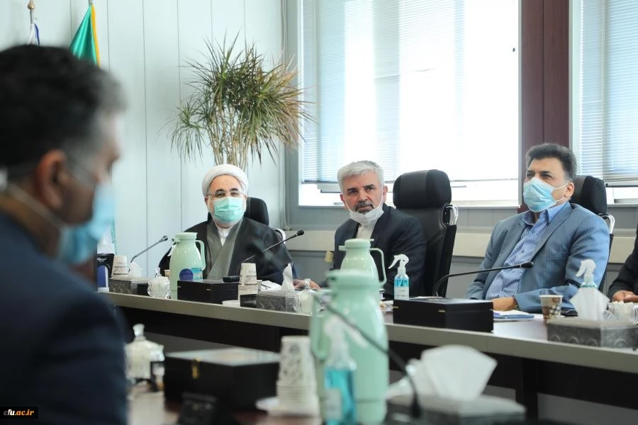 آموزش خط مقدم دانشگاه در ارایه خدمات به دانشجو معلمان است 2