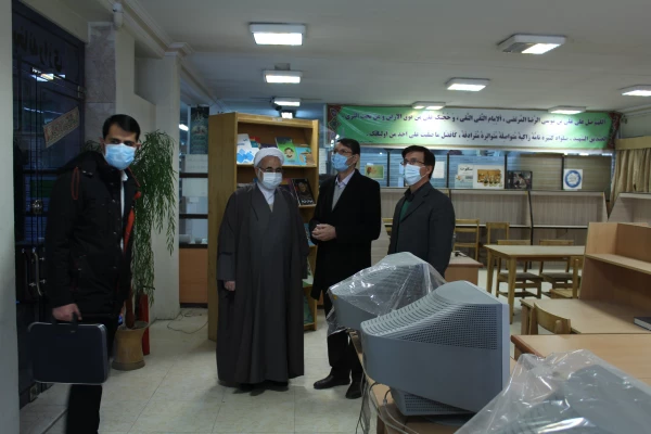 ادای احترام مشاور و نماینده وزیر آموزش و پرورش در امور دانشگاه فرهنگیان به شهدای گمنام پردیس شهید بهشتی دانشگاه فرهنگیان خراسان رضوی 7