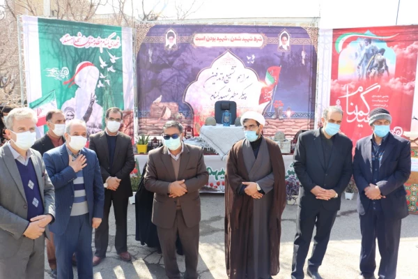 حضور معاون دانشجویی در مراسم تشییع پیکر شهدای گمنام دفاع مقدس در دانشگاه فرهنگیان استان مرکزی 5