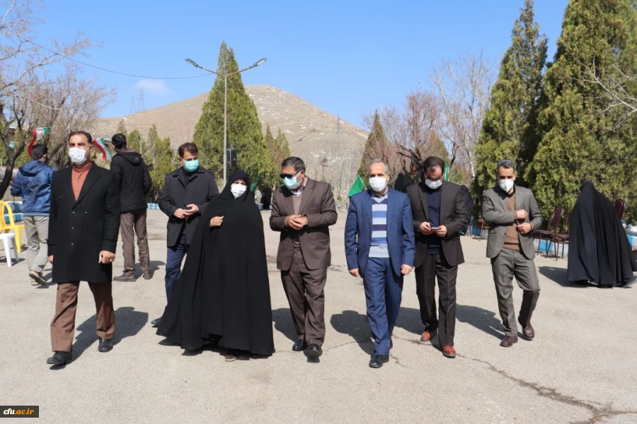 حضور معاون دانشجویی در مراسم تشییع پیکر شهدای گمنام دفاع مقدس در دانشگاه فرهنگیان استان مرکزی 6
